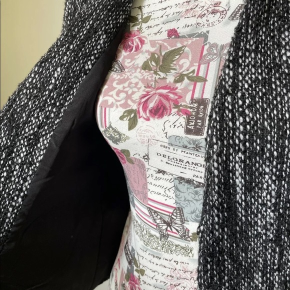 Ladies DECJUBA Black White Wool Blend Blazer Size 10 Zippered Pockets Lined - Picture 7 of 12